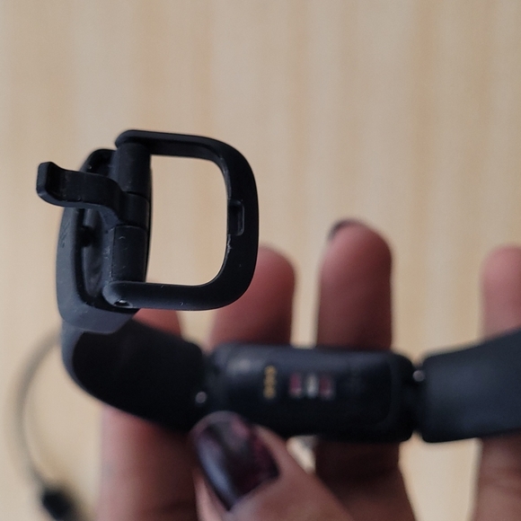 FitBit Inspire 2 - Picture 3 of 5